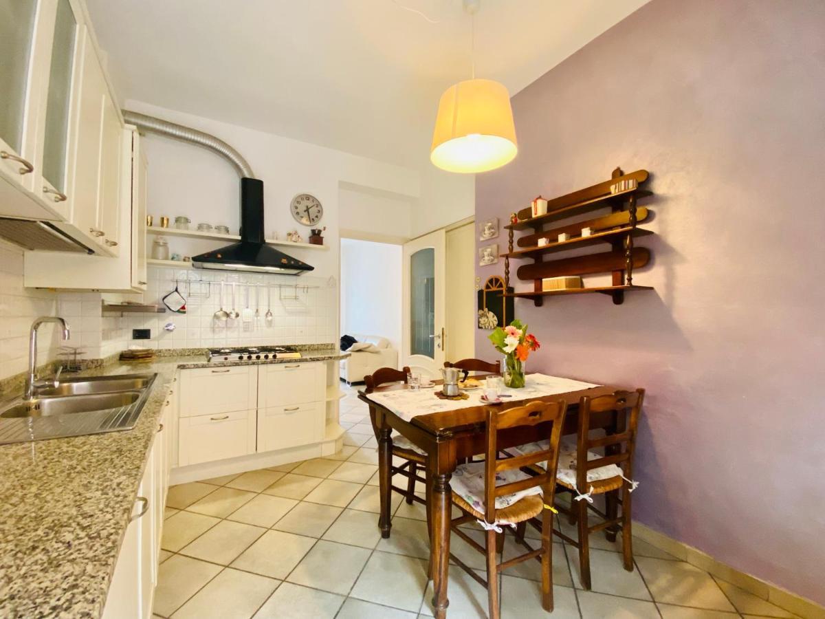 פינאלה ליגורה Vivi La Mia Liguria - Casa Leon - Bike Room מראה חיצוני תמונה